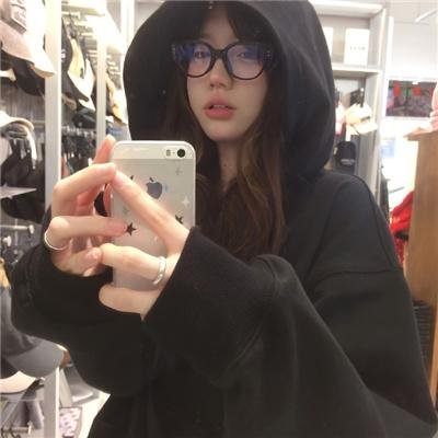 美女与纯情男